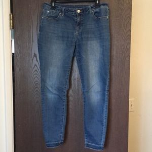 Jennifer Lopez Ankle Skinny Jeans